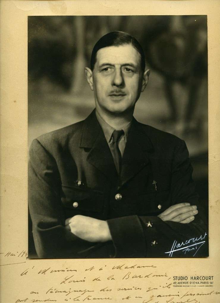 Portrait dédicacé du Général de Gaulle à Louis de La Bardonnie